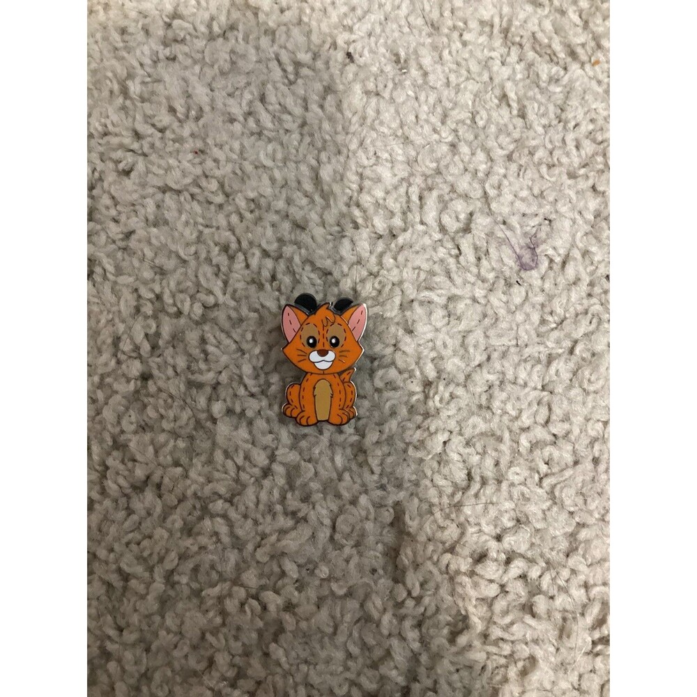 2024 Disney Parks Pixie Plush Mystery Bag Pin Oliver & Company World Land Cat